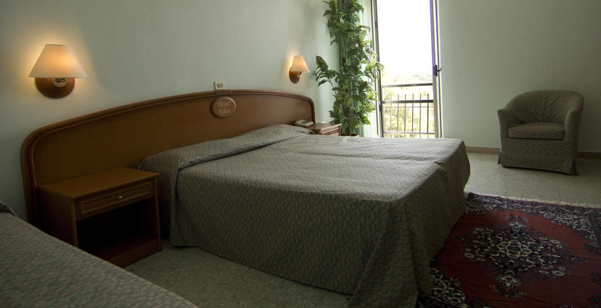Hotel Eden Сан Домино Екстериор снимка